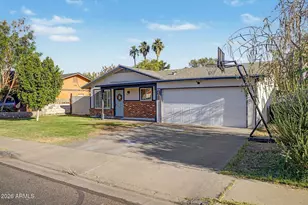 329 E Juniper St, Mesa, AZ 85201 - Photo 32