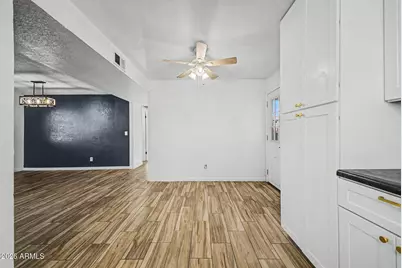 329 E Juniper Street, Mesa, AZ 85201 - Photo 14