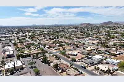 2926 E Hartford Avenue, Phoenix, AZ 85032 - Photo 58