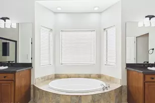 2926 E Hartford Ave, Phoenix, AZ 85032 - Photo 32