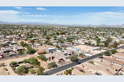 2926 E Hartford Avenue, Phoenix, AZ 85032 - Photo 50