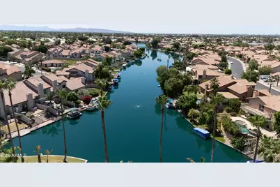 638 S Surfside Drive, Gilbert, AZ 85233 - Photo 2