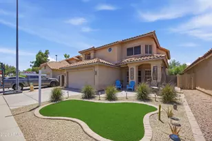 638 S Surfside Dr, Gilbert, AZ 85233 - Photo 1