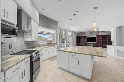 4753 W Fallen Leaf Lane, Glendale, AZ 85310 - Photo 12