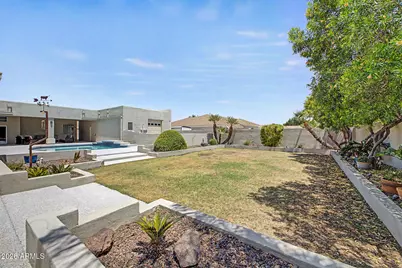 4753 W Fallen Leaf Lane, Glendale, AZ 85310 - Photo 36