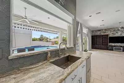 4753 W Fallen Leaf Lane, Glendale, AZ 85310 - Photo 16