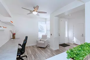 862 E Gemini Pl, Chandler, AZ 85249 - Photo 4