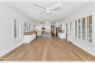 6818 W Skylark Drive, Glendale, AZ 85308 - Photo 10
