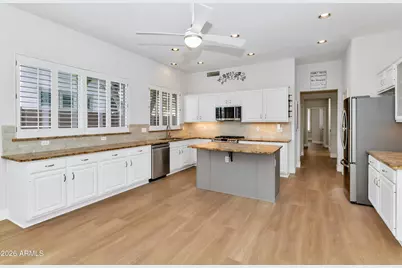 6818 W Skylark Drive, Glendale, AZ 85308 - Photo 4
