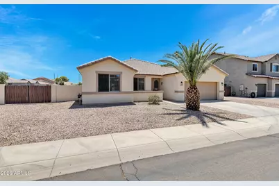 2951 E Lindrick Drive, Chandler, AZ 85249 - Photo 2
