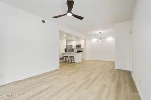 2035 S Elm St, Tempe, AZ 85282 - Photo 2