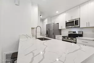 2035 S Elm St, Tempe, AZ 85282 - Photo 16