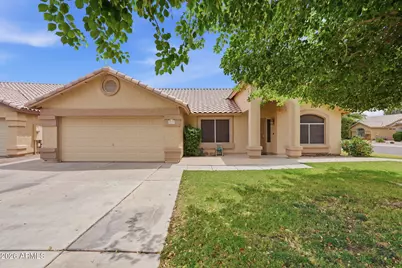 937 S San Joaquin Court, Gilbert, AZ 85296 - Photo 2