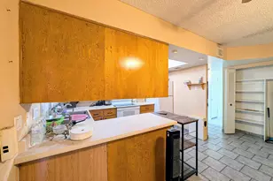 6645 N 44th Ave, Glendale, AZ 85301 - Photo 10