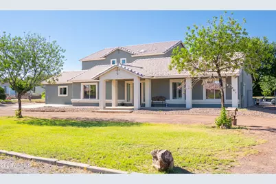 6634 N 176th Avenue, Waddell, AZ 85355 - Photo 2