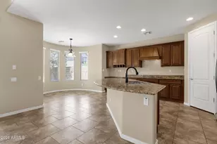 3927 E Waller Ln, Phoenix, AZ 85050 - Photo 18