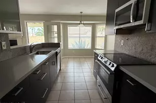 107 W Libby St, Phoenix, AZ 85023 - Photo 2