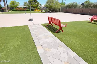 8204 E Monterey Way, Scottsdale, AZ 85251 - Photo 12
