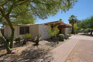 8204 E Monterey Way, Scottsdale, AZ 85251 - Photo 2