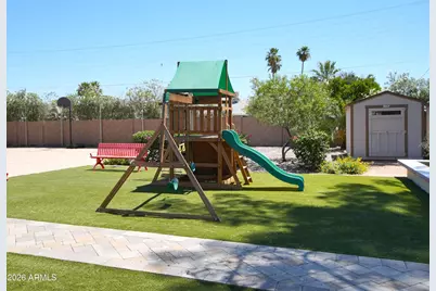 8204 E Monterey Way, Scottsdale, AZ 85251 - Photo 10