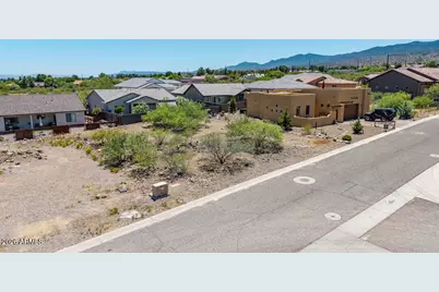 631 Shadow Canyon Drive #76, Clarkdale, AZ 86324 - Photo 4
