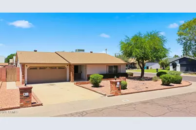 9652 N 35th Lane, Phoenix, AZ 85051 - Photo 1