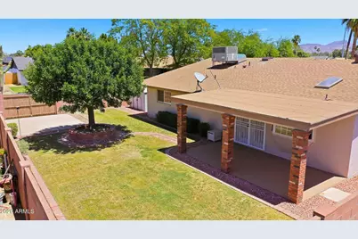 9652 N 35th Lane, Phoenix, AZ 85051 - Photo 32