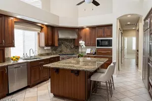 665 E Constitution Dr, Gilbert, AZ 85296 - Photo 6