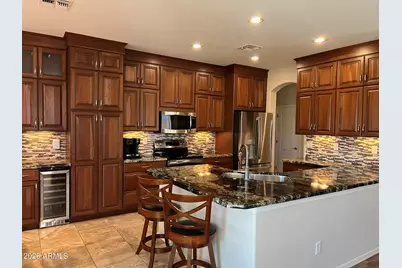 1735 W Glenhaven Drive, Phoenix, AZ 85045 - Photo 2