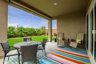 21922 N 61st Wy, Phoenix, AZ 85054 - Photo 22