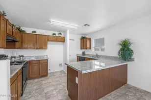28609 N Dolomite Ln, San Tan Valley, AZ 85143 - Photo 4