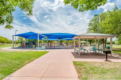 10012 E Capri Avenue, Mesa, AZ 85208 - Photo 46
