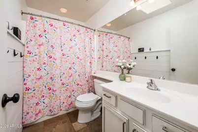 10012 E Capri Avenue, Mesa, AZ 85208 - Photo 32