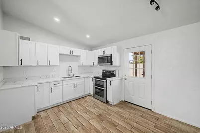 3120 N 67th Lane #24, Phoenix, AZ 85033 - Photo 2