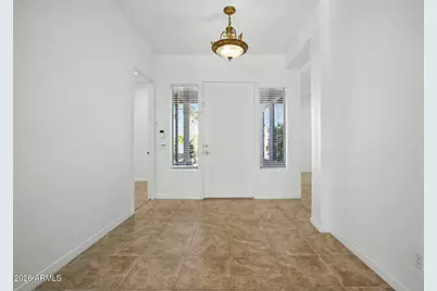 5610 S Eucalyptus Place, Chandler, AZ 85249 - Photo 10