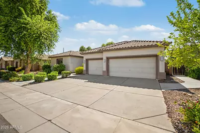 5610 S Eucalyptus Place, Chandler, AZ 85249 - Photo 8