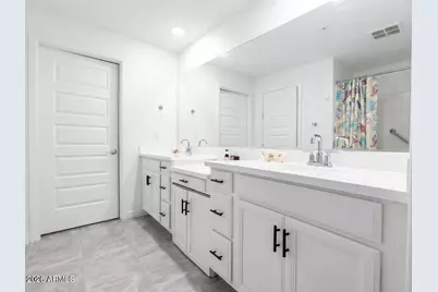 17237 W West Wind Drive, Surprise, AZ 85387 - Photo 8