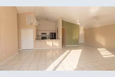 2712 N 90th Lane, Phoenix, AZ 85037 - Photo 6