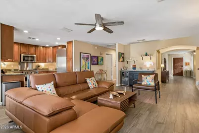 3428 E Francisco Drive, Phoenix, AZ 85042 - Photo 6
