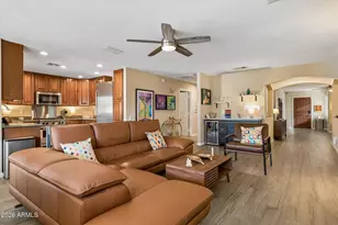 3428 E Francisco Dr, Phoenix, AZ 85042 - Photo 6