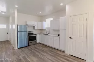 20711 W Beechnut Dr, Buckeye, AZ 85326 - Photo 2