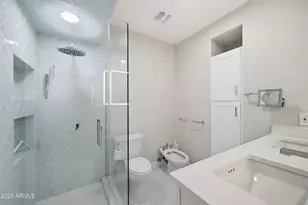 6833 E Acoma Dr, Scottsdale, AZ 85254 - Photo 16