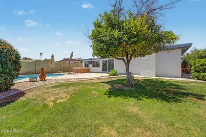 11837 N 22nd Place, Phoenix, AZ 85028 - Photo 32