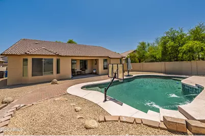 1826 E Valencia Drive, Phoenix, AZ 85042 - Photo 2