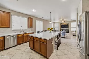 1826 E Valencia Dr, Phoenix, AZ 85042 - Photo 12