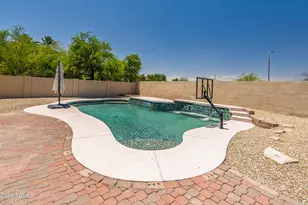 1826 E Valencia Dr, Phoenix, AZ 85042 - Photo 32