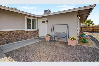 427 W Spur Avenue, Gilbert, AZ 85233 - Photo 6