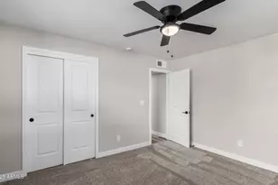 4402 E Mitchell Dr, Phoenix, AZ 85018 - Photo 10