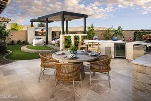 17692 W Wildwood St, Surprise, AZ 85388 - Photo 8