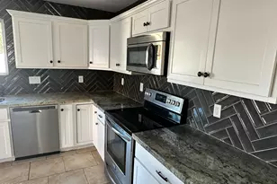 8807 W Catalina Dr, Phoenix, AZ 85037 - Photo 4